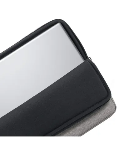 Rivacase Suzuka ECO 7705 Funda para Portátil de 15,6" Gris
