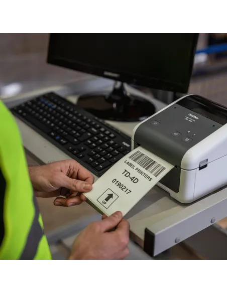 Brother TD-4520DN Impresora Térmica Directa de Etiquetas USB + Ethernet + Puerto Serial