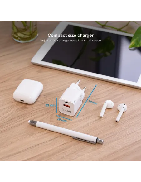 TooQ TQWC-QCPD20WT Cargador de Pared Universal USB-A/USB-C 20W Blanco