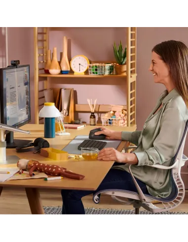 Logitech Lift Ratón Inalámbrico Vertical para Diestros 4000 DPI Gris/Negro