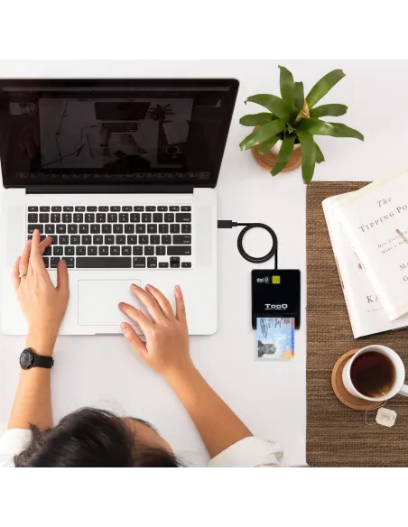 TooQ TQR-211B Lector de DNIe USB-C Negro