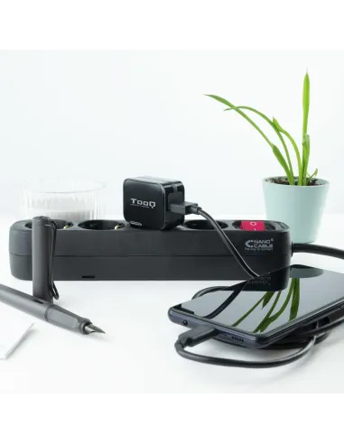 TooQ TQWC-1S01 Cargador de Pared 12 W USB-A 2.0 Negro