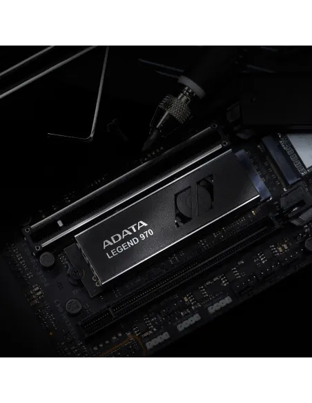 Adata Legend 970 SSD M.2 2TB PCIe Gen 5 con Disipador