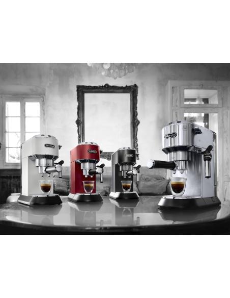 DeLonghi Dedica EC685.M Cafetera de Espresso Plata