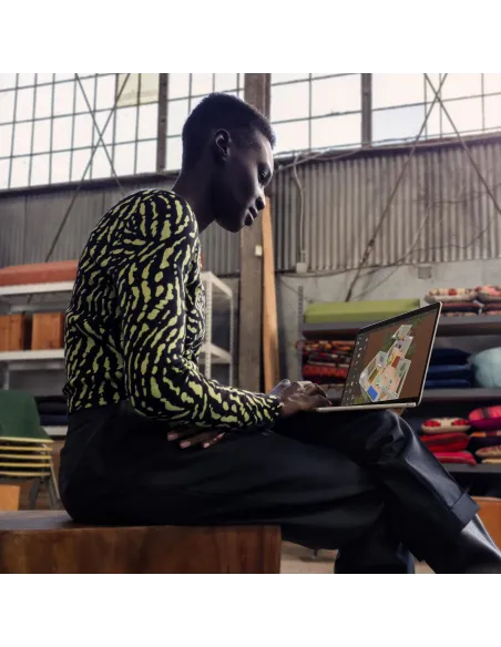 Apple MacBook Air M3/8GB/256GB SSD/13.6" MacOS Plata