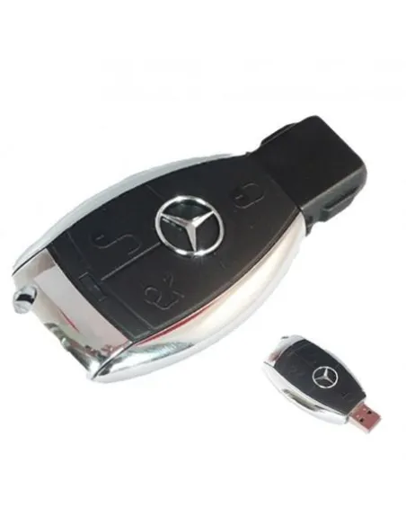 Pendrive Tech One Tech "Llave Mercedes" 32GB