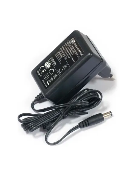Mikrotik 18POW Cargador 110-240V 24V 0.8A Tipo A Negro