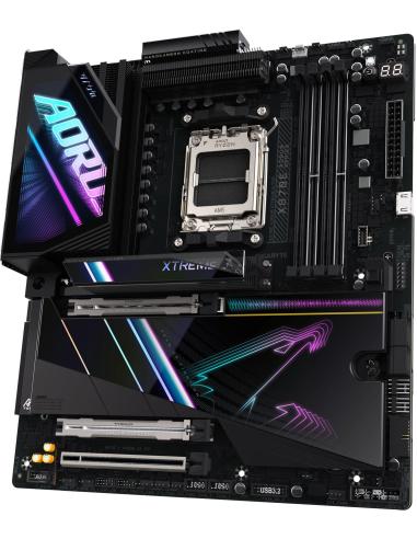 GigaByte X870E Aorus Xtreme AI Top