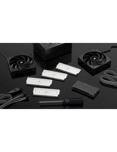 Corsair Dominator Titanium CMP64GX5M2X6600C32W DDR5 6600MHz 64 GB (2x32GB) CL32