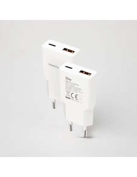 Cargador de Móvil Nanocable 10.10.2025