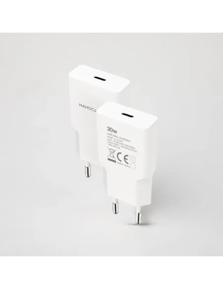Cargador de Móvil Nanocable 10.10.2027