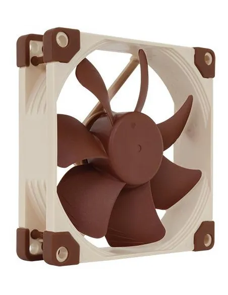 Noctua NF-A9 PWM (92 mm).