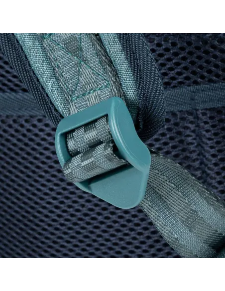 Mochila portátil Rivacase Suzuka 7760 Aquamarine ECO de 17L