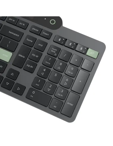 Teclado Solar Lenovo Self-Charging Bluetooth de membrana