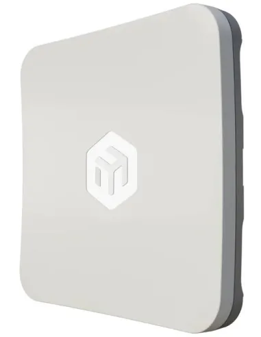 MikroTik LAMP 5G R16 CPE exterior con PoE y eSIM