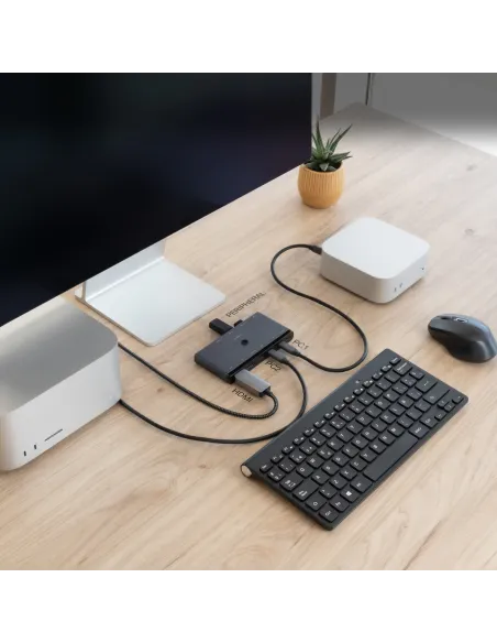 Conmutador KVM USB-C Nanocable 10.12.0003 HDMI y DP