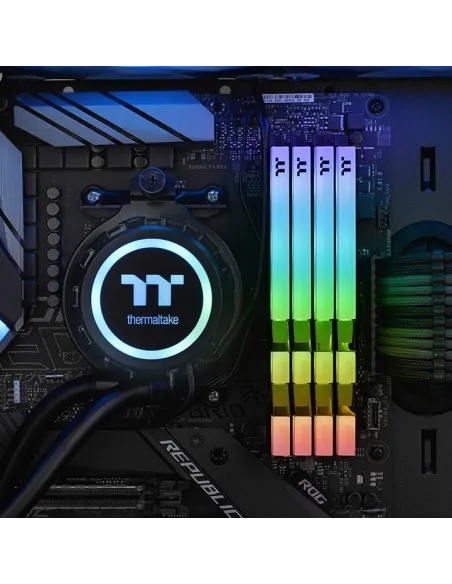 Thermaltake Toughram RGB DDR4 3600 16GB 2x8GB CL18