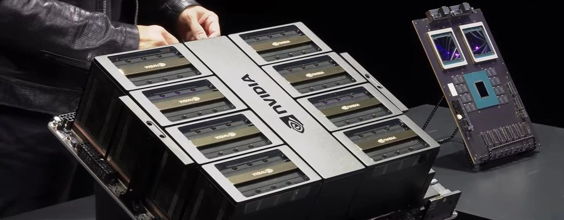 Superchip Blackwell B200