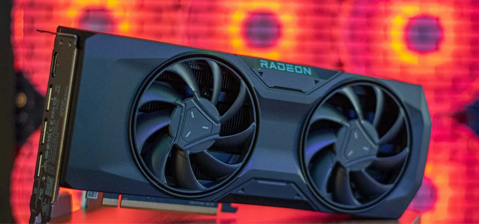 La AMD Radeon RX 9070 XT consigue hasta +27% de FPS tras su última actualización de drivers
