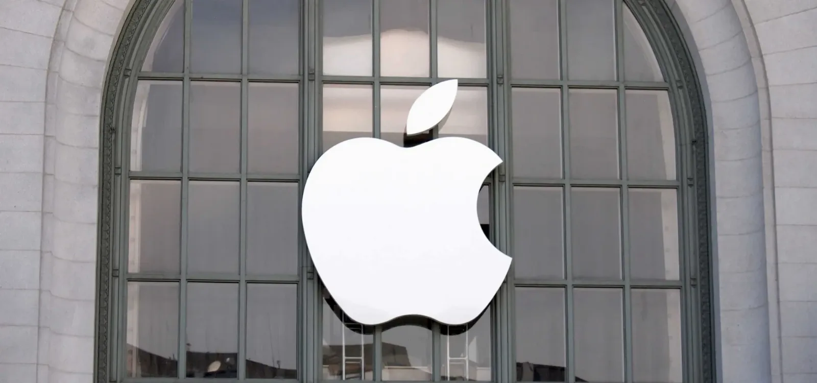 Apple desafía a Bruselas: lleva a los tribunales la multa antimonopolio de 587 millones de euros