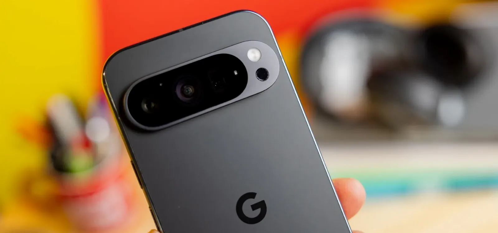 Google Pixel 10 podrá ser usado como pantalla inteligente mientras se carga gracias a PixelSnap