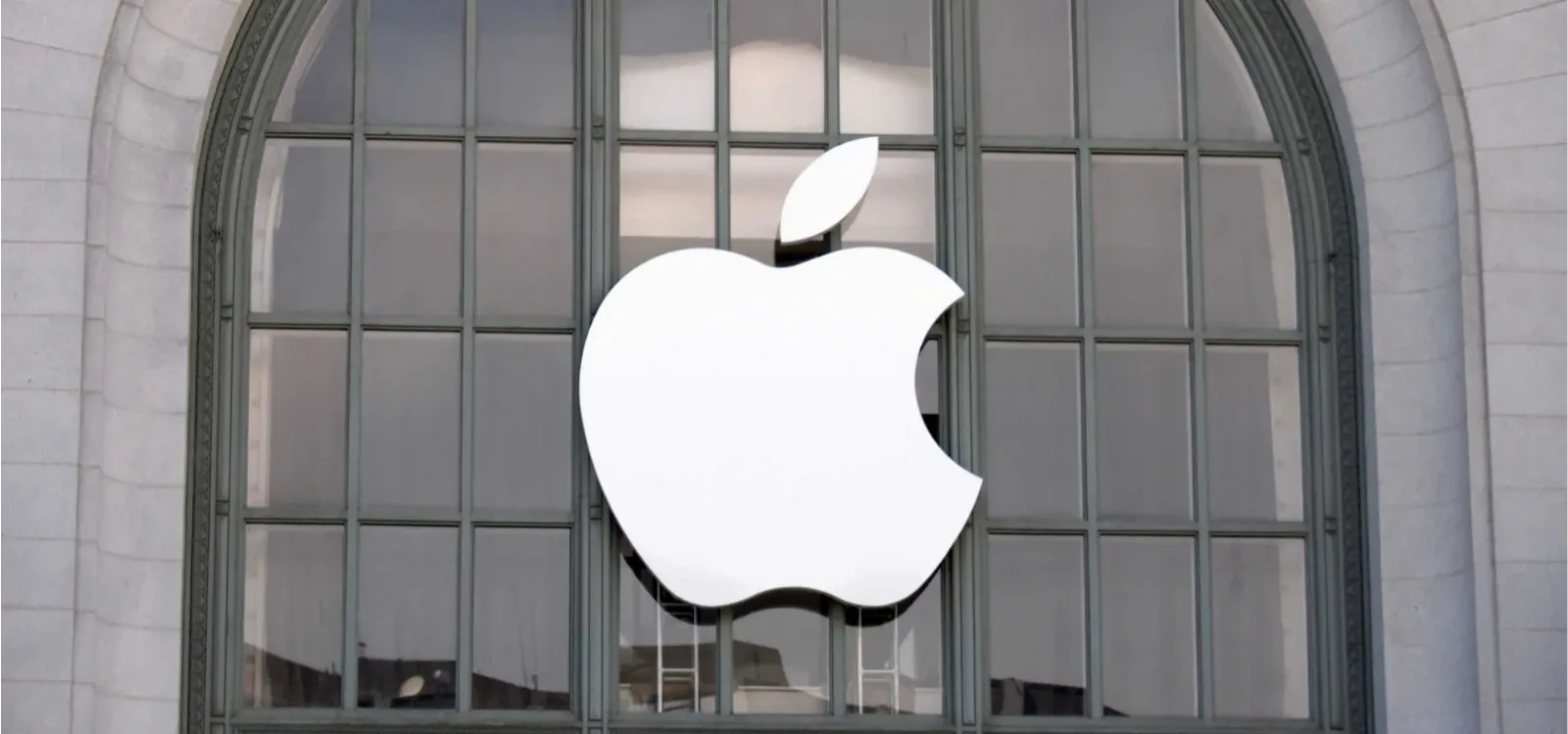 El inesperado giro en el lanzamiento del iPhone 18: Apple retrasa el modelo base hasta 2027