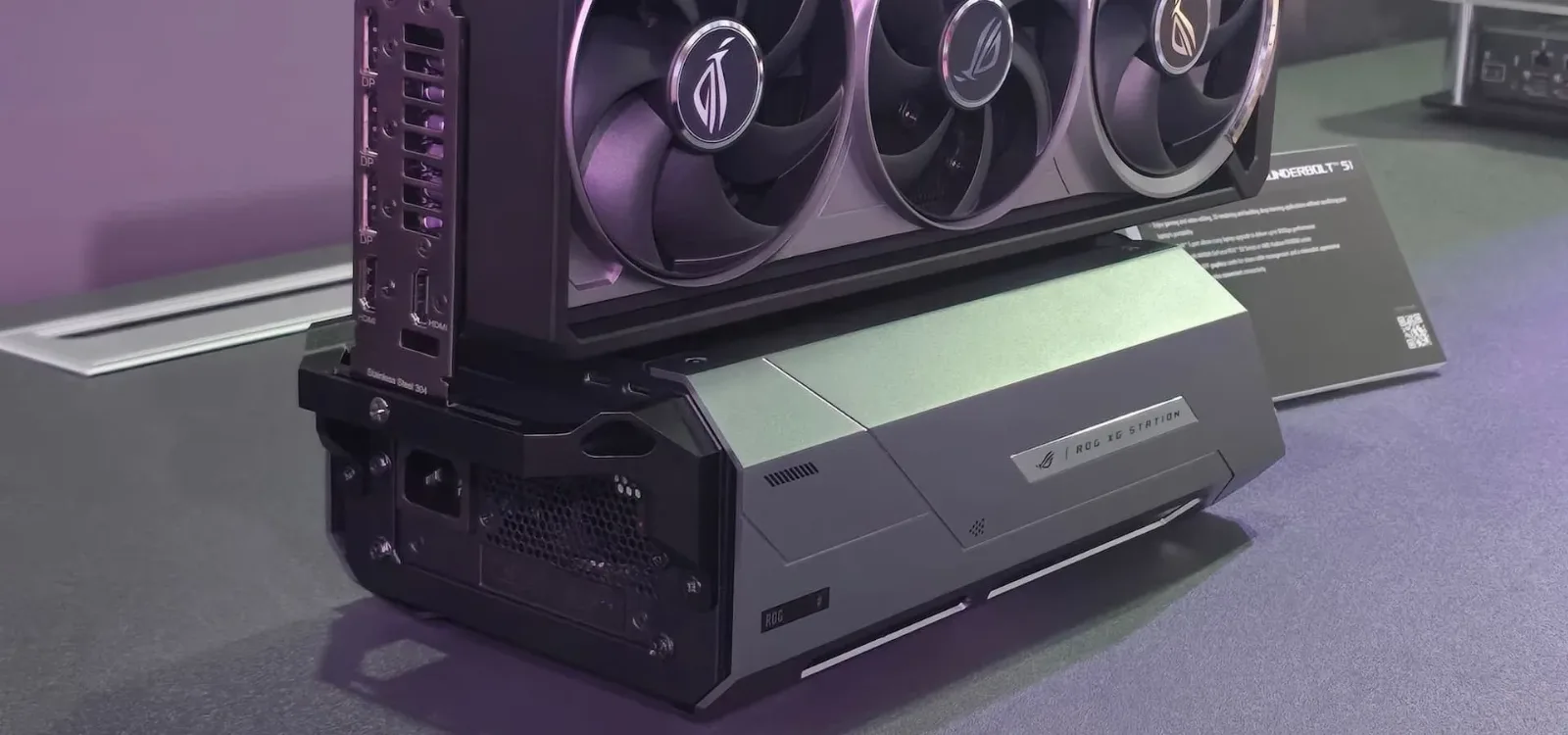 ASUS ROG XG Station 3: la eGPU más potente y futurista con soporte para gráficas BTF y Thunderbolt 5
