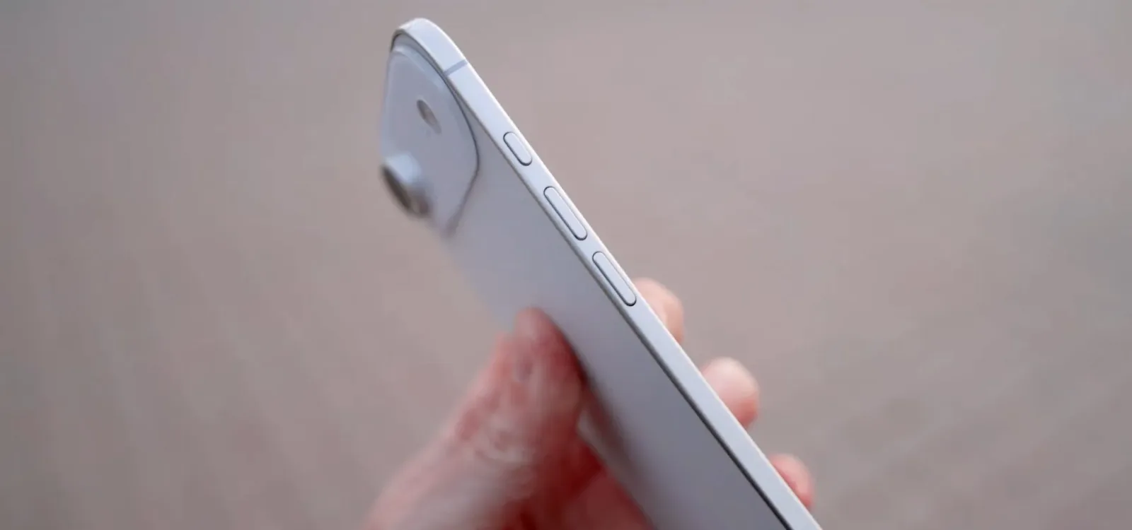 El iPhone 17 Air podría traer de vuelta la icónica funda bumper: nostalgia y diseño ultra fino se dan la mano